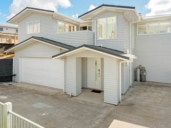 30 Sycamore Drive, Sunnynook, Auckland