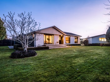 54B Dunbarton Street, Redwood, Christchurch