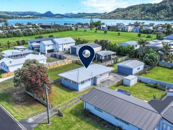 102 Riverview Road, Whangamata