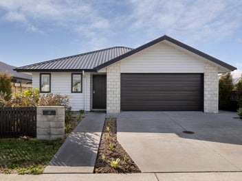 27 Silver Fern Lane, Papamoa