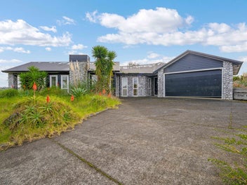 17 Capriole Crescent, Papakura
