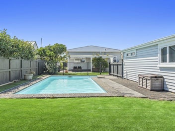 118 Cutfield Road, Westown, New Plymouth