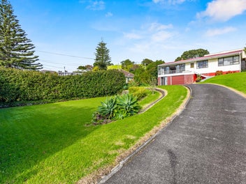 81 Taylor Road, Mangere Bridge, Auckland
