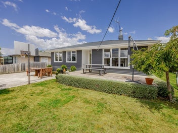 63 Owen Street, Waipawa