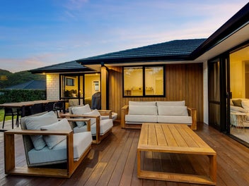 7 Tide Lane, Whitby , Porirua