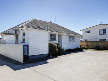1033 Hood Street, Mayfair, Hastings