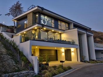 4 Lynch Lane, Queenstown Hill, Queenstown