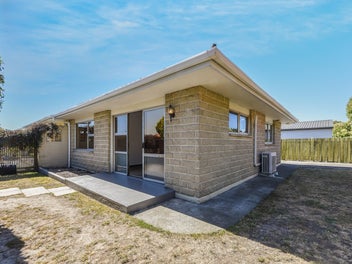 4/11 Rui Street, Tahunanui, Nelson