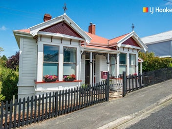 5 Mosgiel Street, Mornington, Dunedin