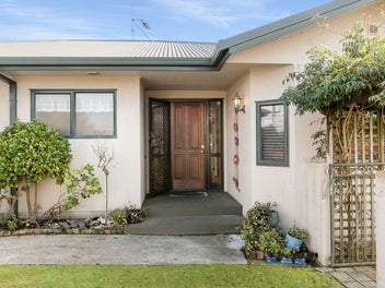 1 Stableford Drive, Pyes Pa, Tauranga