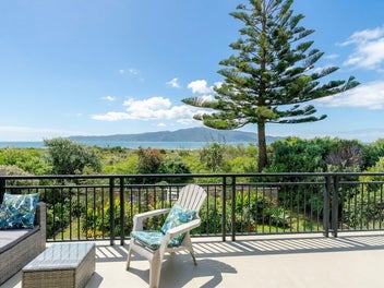 81 Manly Street, Paraparaumu Beach, Paraparaumu