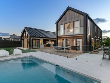 88 Riverhead Point Drive, Riverhead, Riverhead