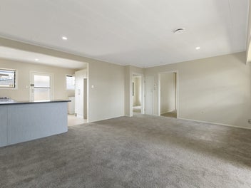 4/8 Maunu Road, Papatoetoe, Auckland