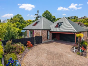 4 Libra Place, Kawaha Point, Rotorua