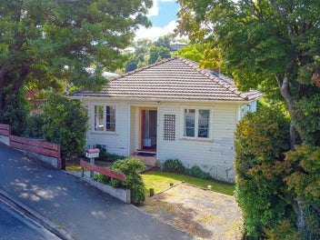 37 Glen Road, Mornington, Dunedin