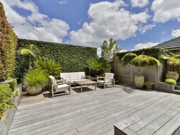 2/12 Bella Vista Road, Herne Bay, Auckland