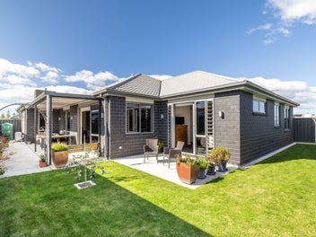10 Kaituna Place, Te Awa, Napier