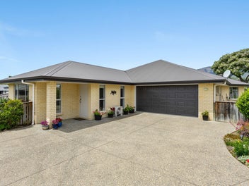 33 Hammill Grove, Stoke, Nelson