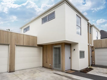 17D Dickens Street, Addington, Christchurch