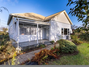 26 Centennial Avenue, Milton