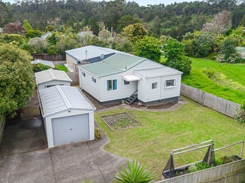 11B Knox Road, Swanson, Auckland