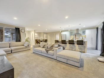17 Edward Street, Grandview Heights, Hamilton