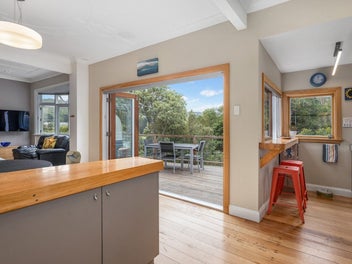 5 Jackson Street, Island Bay, Wellington