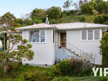 106 Ruskin Road, Newlands, Wellington