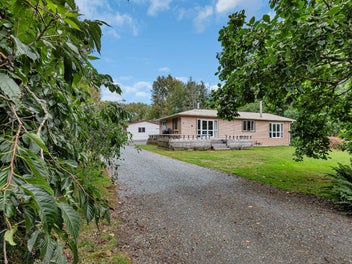 1344 State Highway 1, Hikurangi, Hikurangi