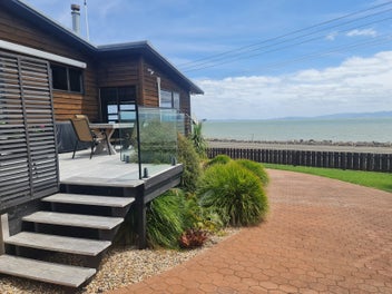 1 Springfield Avenue, Thornton Bay