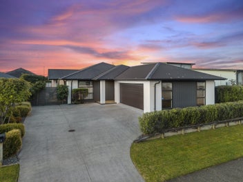 122 Puhirake Crescent, Pyes Pa, Tauranga