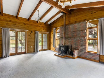 133 Plateau Road, Te Marua, Upper Hutt