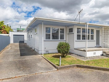 6 Ely Place, Levin, Levin