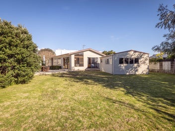 55 Dickson Road, Papamoa Beach, Papamoa