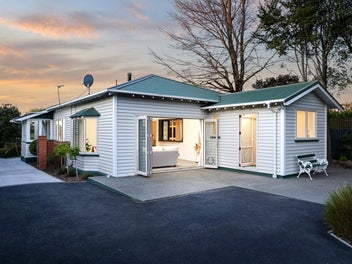 84 Corson Avenue, Beckenham, Christchurch