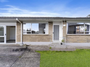 3/4 Pomaria Road, Henderson, Auckland