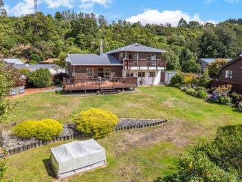 31 Amber Grove, Birchville, Upper Hutt