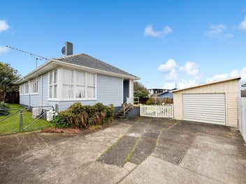 1/61 Greenslade Crescent, Northcote, Auckland