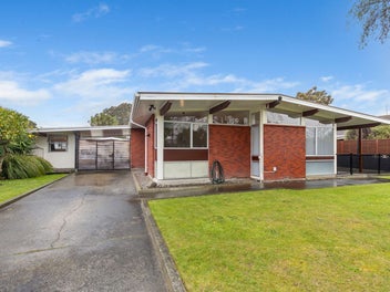 96 Long Melford Road, Awapuni, Palmerston North