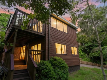 4/82 Bassett Road, Remuera, Auckland