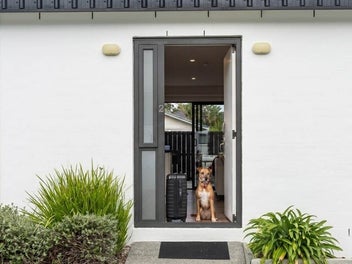 2/36 Kaipatiki Road, Glenfield, Auckland