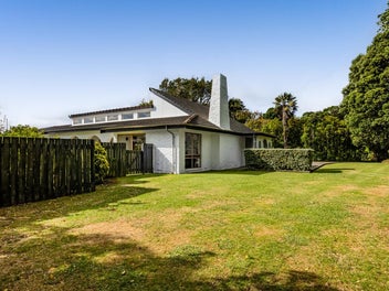 116 Weraroa Road, Waverley, Waverley