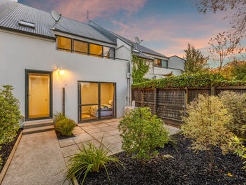 2/140 Chester Street East, Christchurch Central, Christchurch