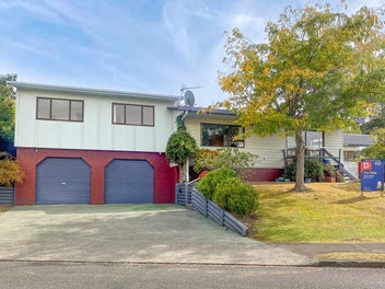 43 Parkdale Drive, Aramoho, Whanganui