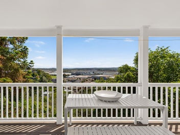 1 Denholm Road, Hospital Hill, Napier