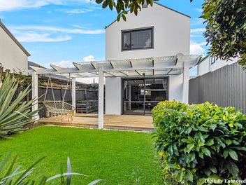 4/185 Hastings Street East, Waltham, Christchurch