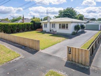 174 Fox Street, Hamilton East, Hamilton