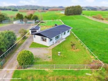 258 Valley Road, Papatawa