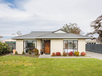 5 Leander Place, Milson, Palmerston North