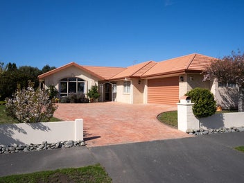 68 Eastwood Rise, Waimairi Beach, Christchurch
